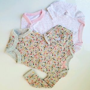 ✨ 5/$25 ✨ NB Girls Long Sleeve Onesies